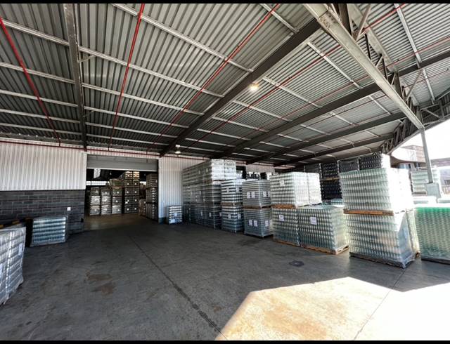 7,000M² WAREHOUSE TO LET IN PAROW INDUSTRIAL